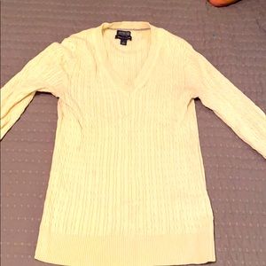 Tommy Hilfiger sweater